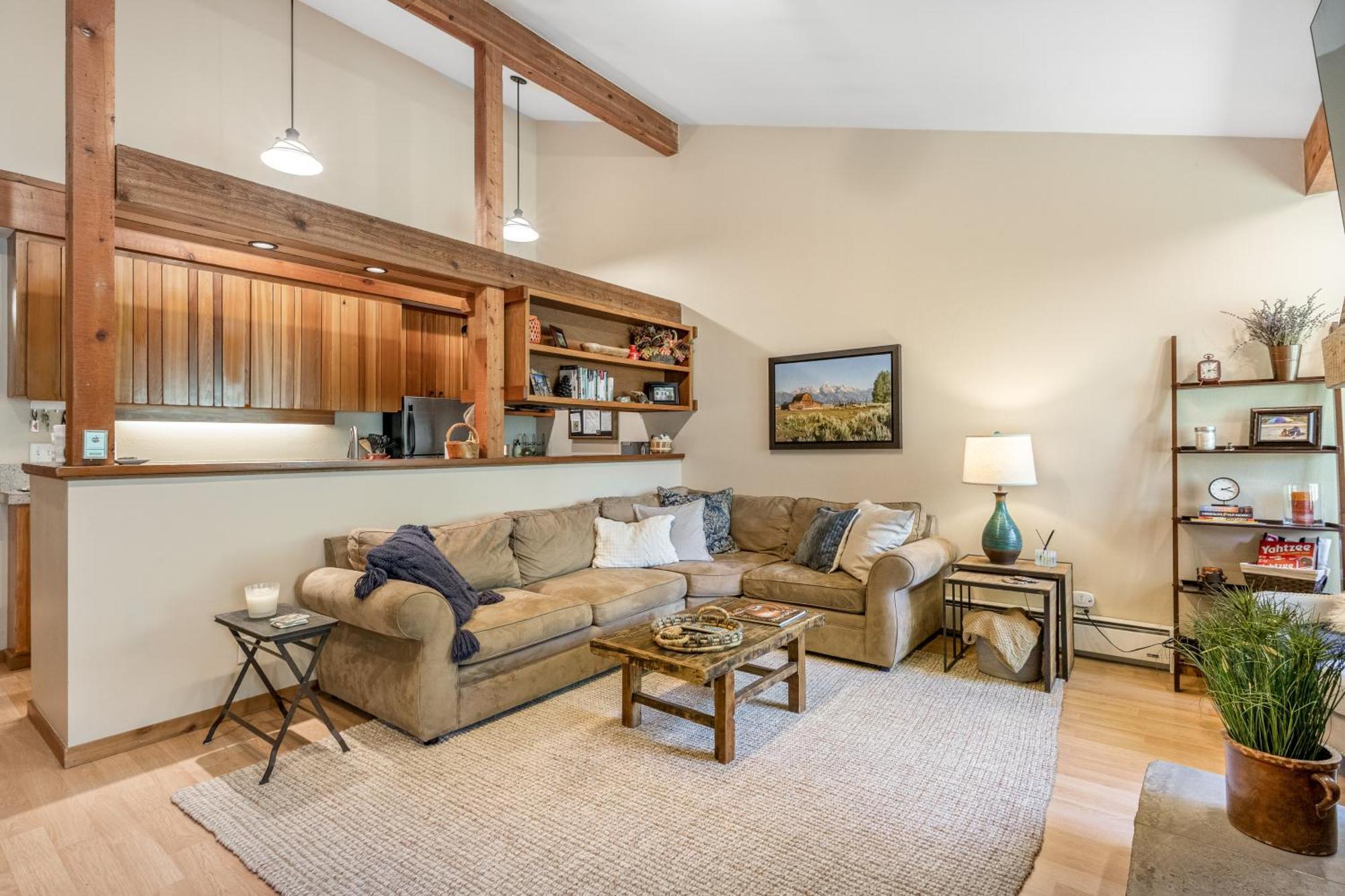 Tamarack Villa Wilson Room photo