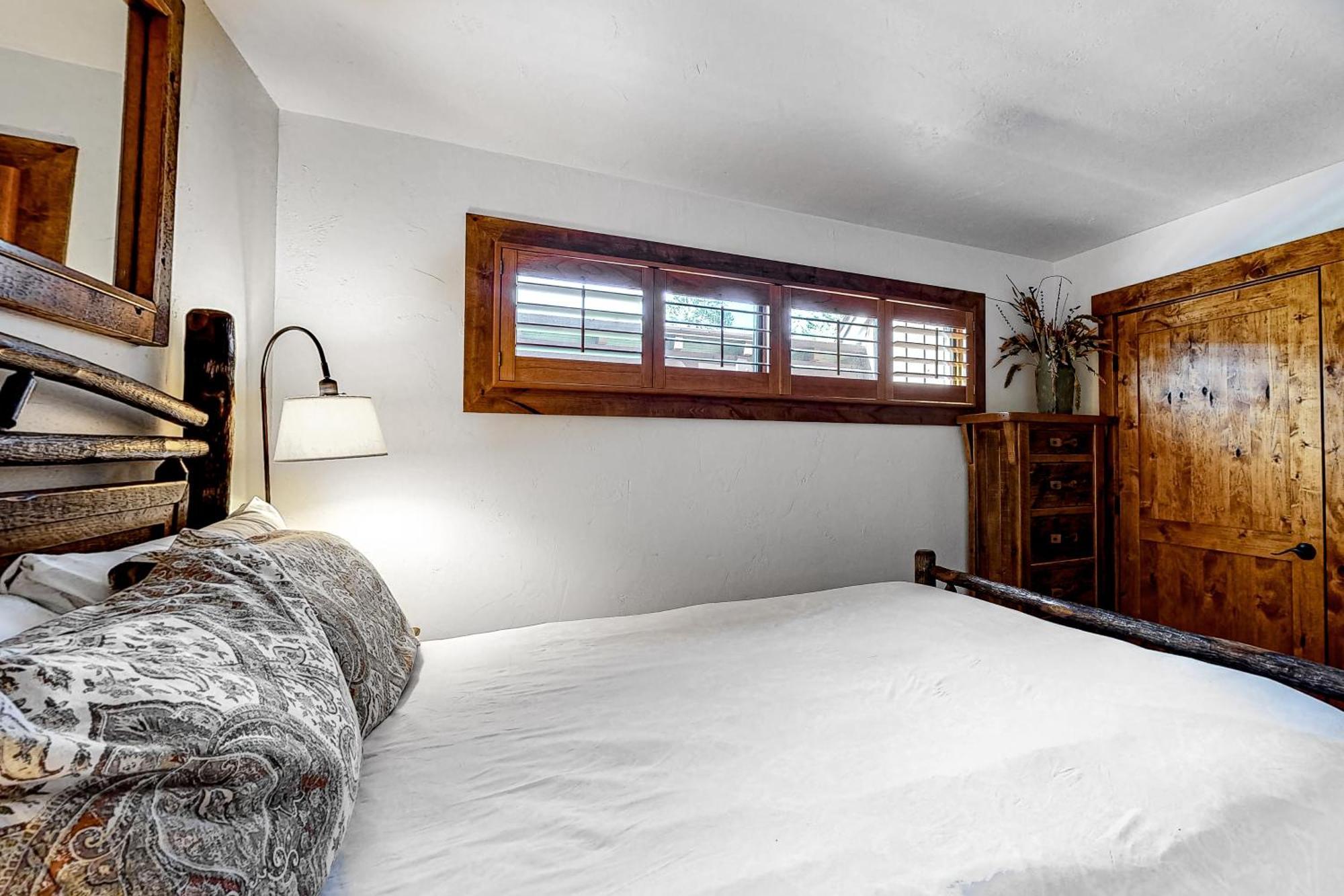 Tamarack Villa Wilson Room photo
